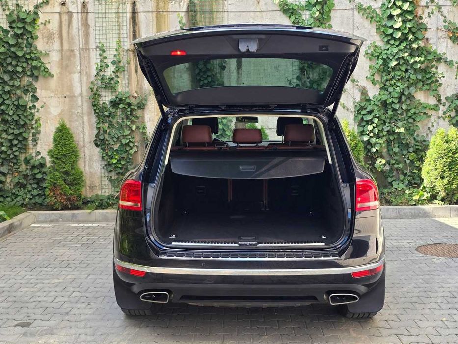 Продам  Volkswagen Touareg 2016. Можна в розстрочку, під викуп.