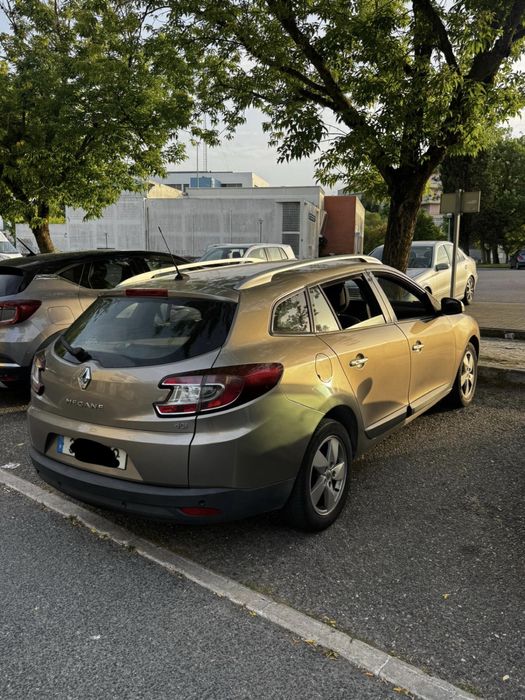 Carrinha renault