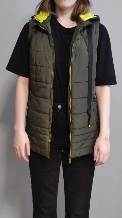 Демісезона куртка трансформер, Розмір S, хакі