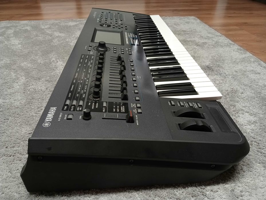 Yamaha montage 6