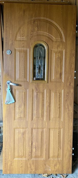 Sprzedam drzwi wejsciowe