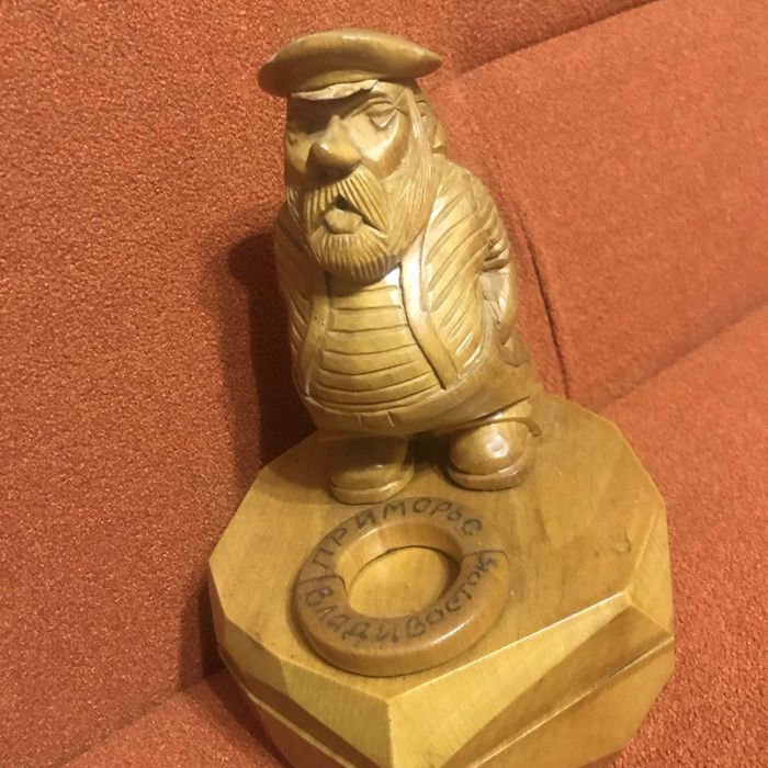 Фигурка из дерева/ шкатулка/ СССР