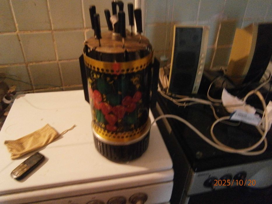 электро шашлычница.