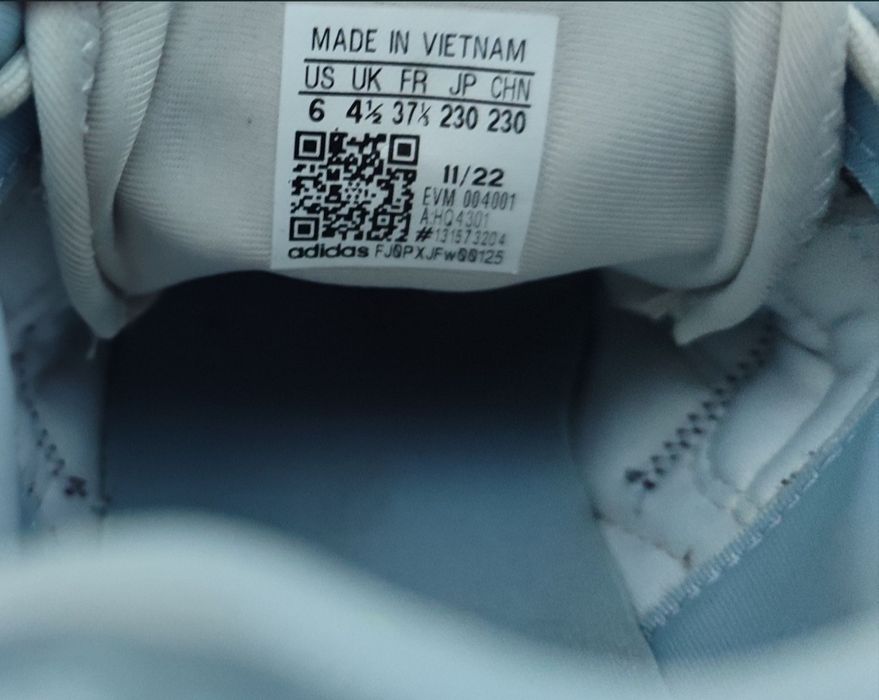 Жіночі Adidas Adventure