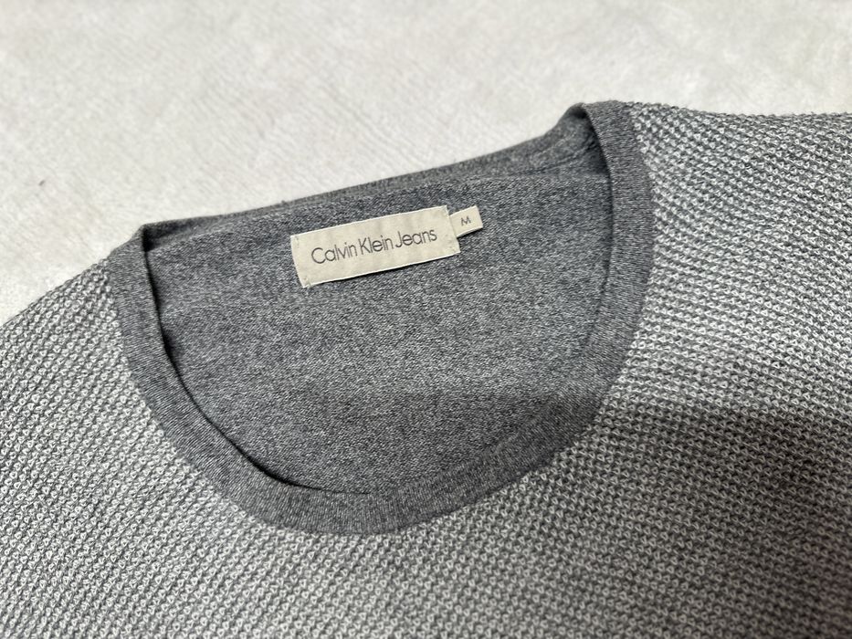 Calvin Klein jeans sweter szary bardzo wygodny modny jesień M