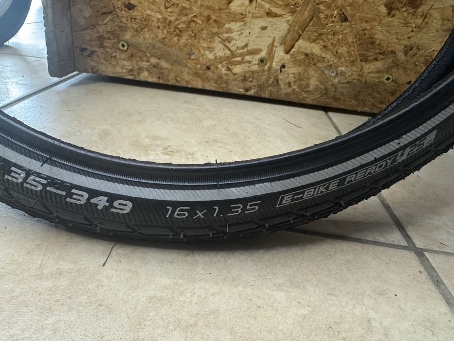 Brompton opona Schwalbe Marathon Plus 16x1,35