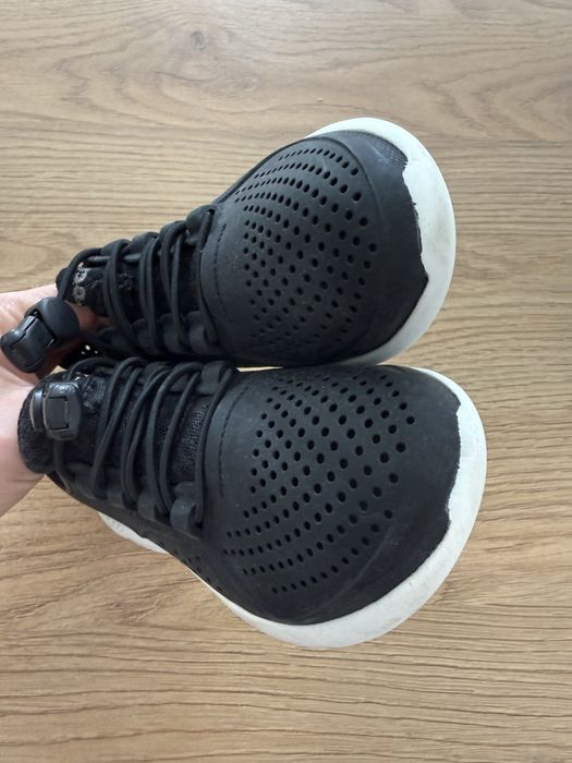 Sneakersy czarne z białą podeszwą Crocs LiteRide rozmiar J1 EUR 32-33