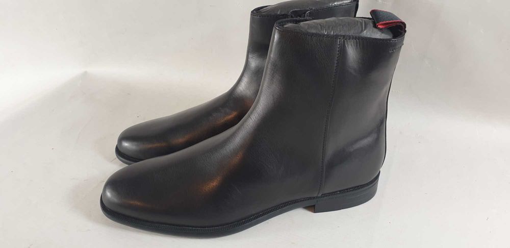 BOSS SZTYBLETY HUGO Kyron rozmiar 42,5