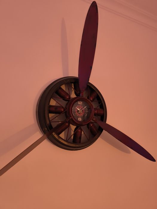 Relógio de parede estilo hélice de avião