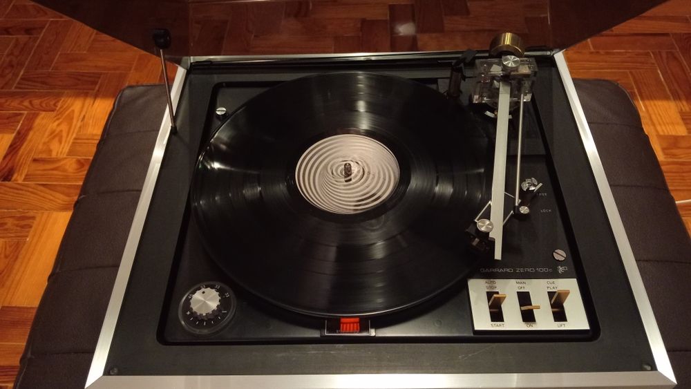 Garrard Zero 100c (vendo ou troco)