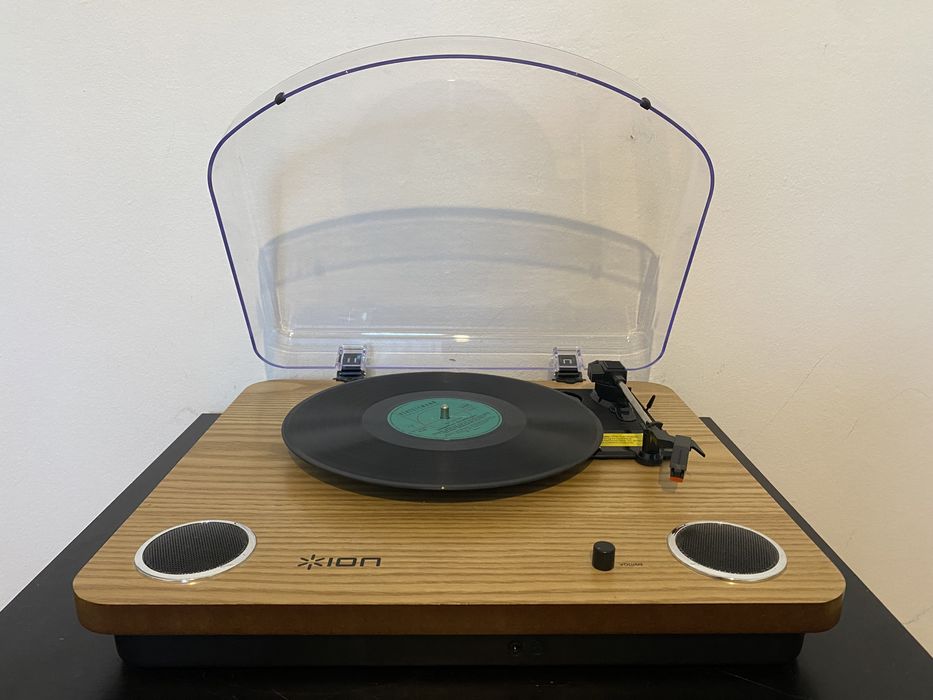 Вініловий програвач вініл ION (не Onkyo)