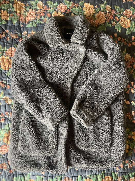 Серое пальто-тедди Monki, оверсайз