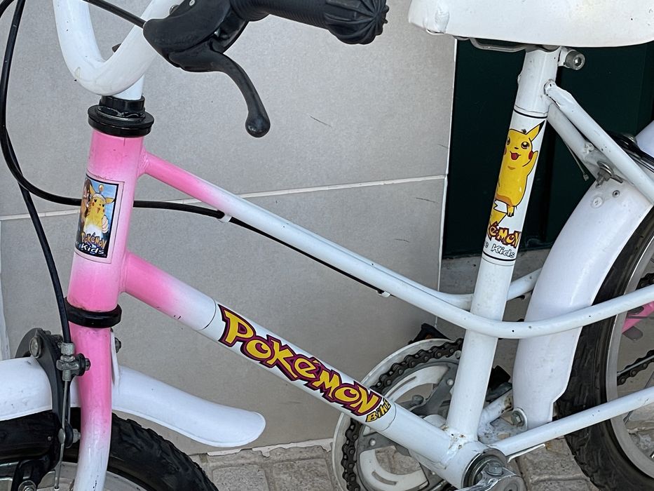 Livros/Bancos e bicicleta