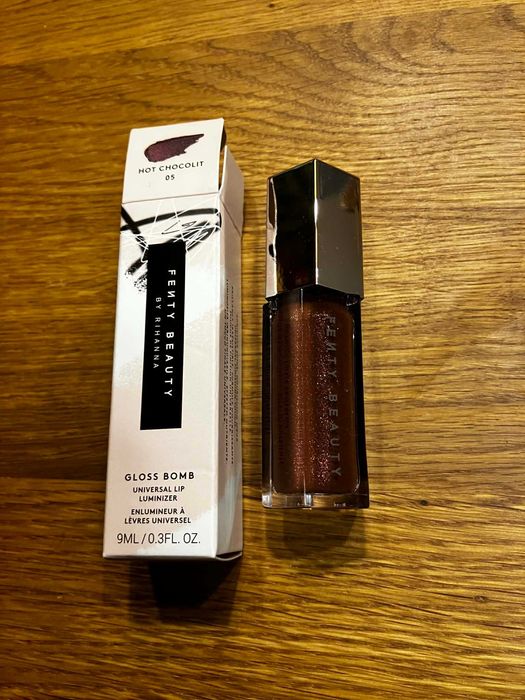 Fenty Beauty Gloss Bomb Rozświetlający błyszczyk do ust NOWY