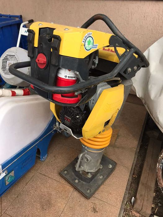 Виброплита ПРОКАТ Трамбовка Вібро лапа плита Оренда Вибронога АРЕНДА ...