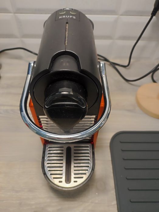 Máquina Café Nespresso Krups Pixie Laranja