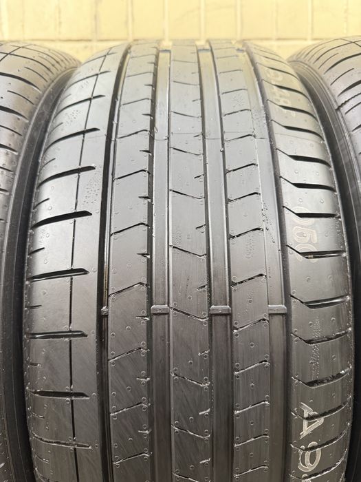 Літо 4шт Pirelli PZero (PZ4) 255/55 R19 107W