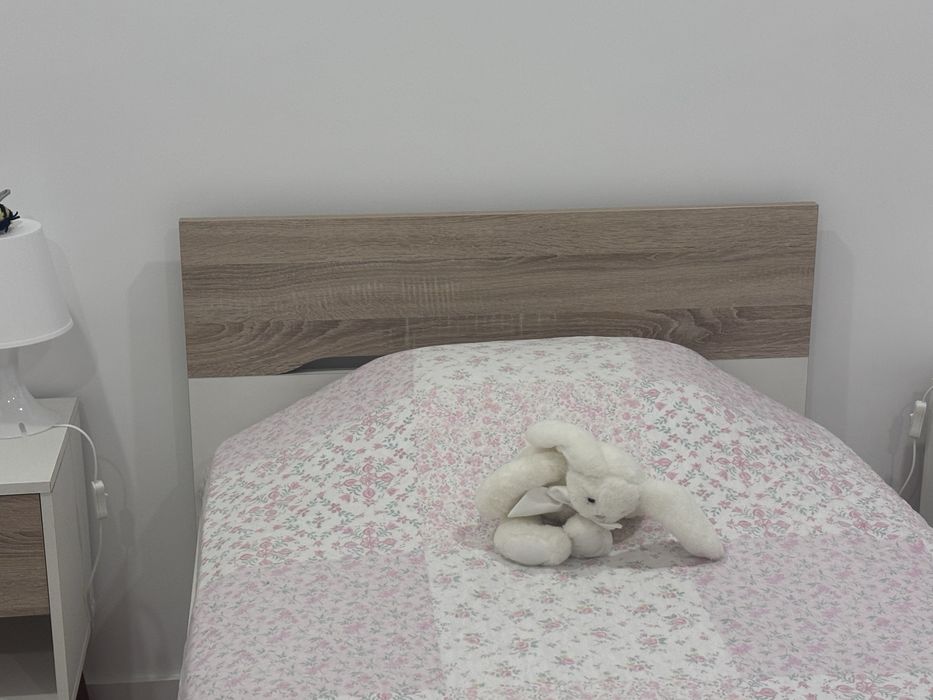 Cama solteiro e colchao
