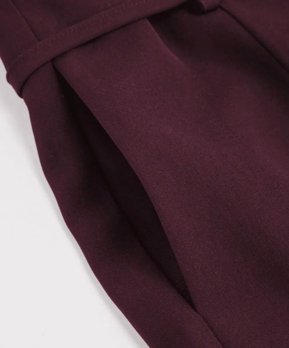 Calcas Burgundy