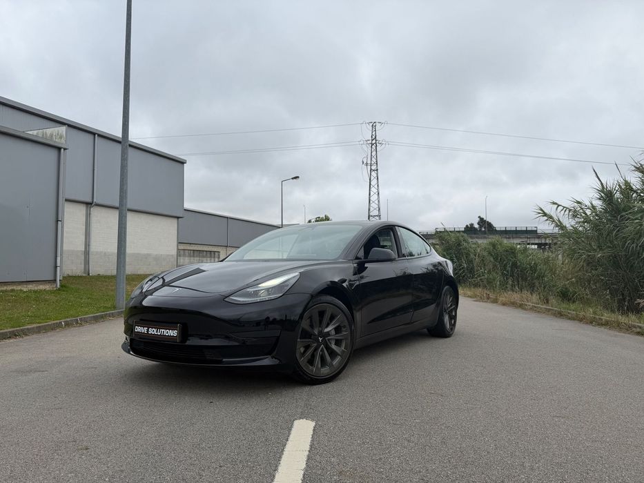 Tesla Model 3 Standard Range Plus RWD