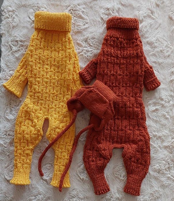 вязаный комбинезон на собаку кота.Цены разные