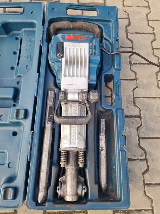 Młot wyburzeniowy GSH 16-28 + groty