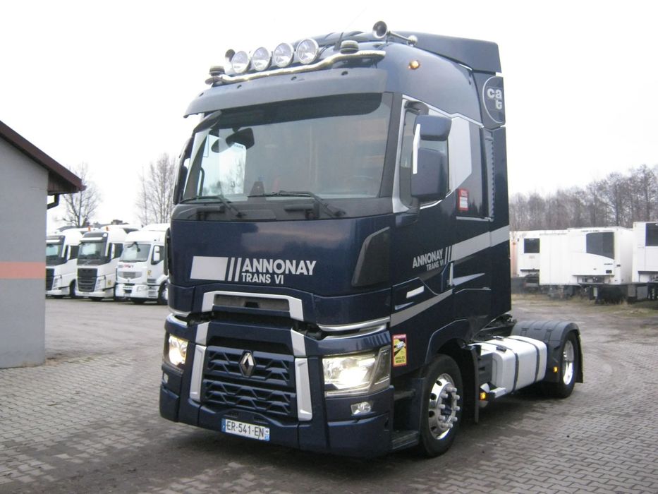 Renault T-520 sprowadzone  RENAULT T- 520 sprowadzone