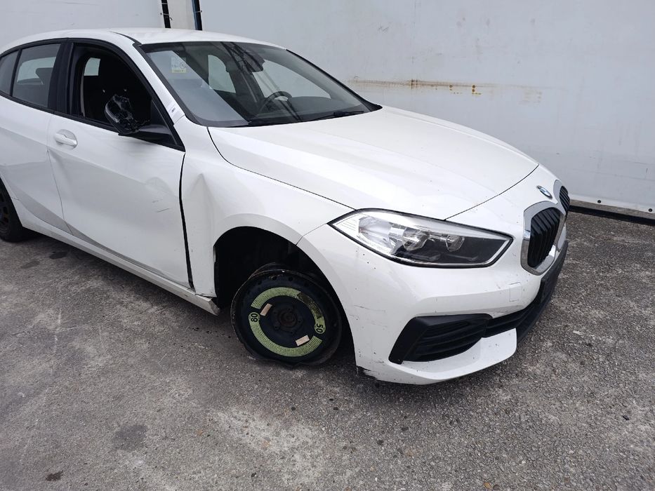 Frente completa BMW 1 (F40)