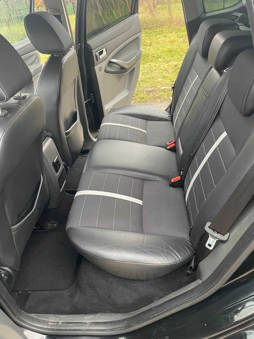 FORD KUGA 2.0 TDCi 136KM * 4x4 * KAMERA * NAVI * BT