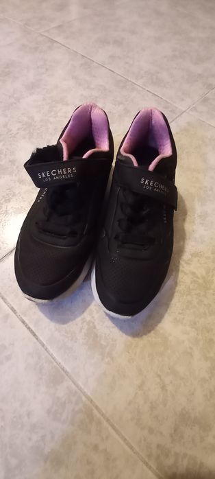 Ténis Skechers 35