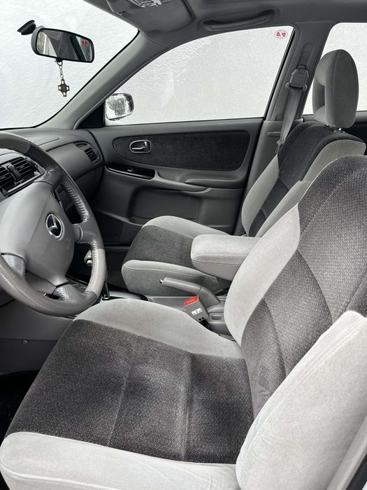 Mazda 626 2001 Niski przebieg