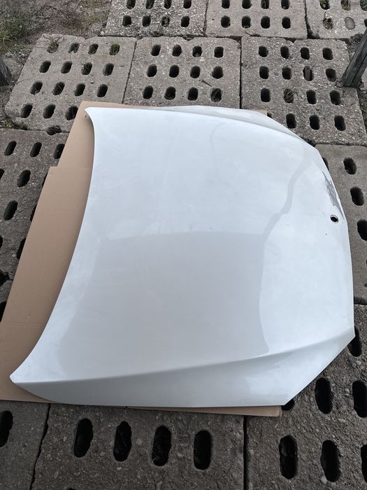 Maska Mercedes W222 S6.3 AMG Biała Perła 799 Aluminium