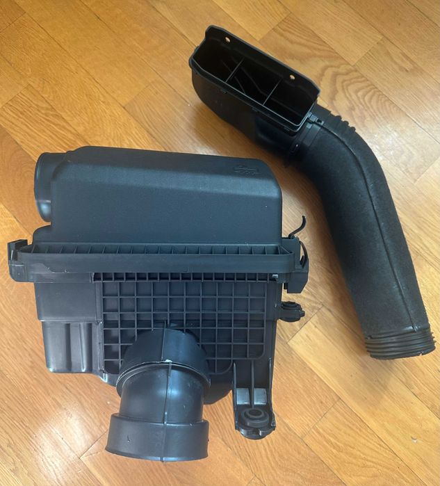 Корпус повітряного фільтра, патрубок Hyundai Elantra Ad