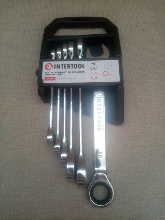 Intertool XT-1302 Набір ключів комбінованих, з тріскачкою