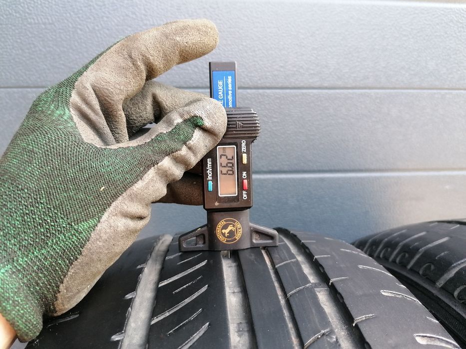 2x 215/60 R17C Nokian letnie