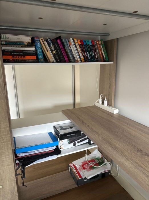 Cama Alta com Secretária e Arrumação – 90x200 cm