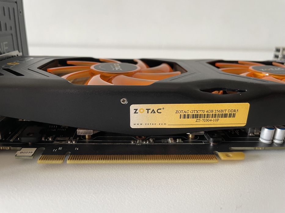 Komputer stacjonarny i7 4770k , zotac 770 4gb, 16gb Ram