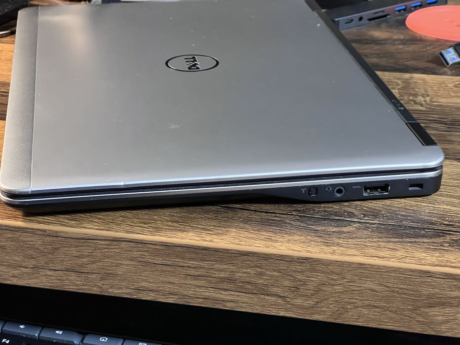 Ноутбук Dell e7440 FullHD