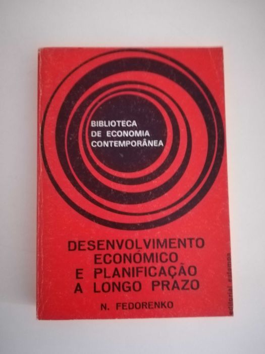 livro - Desenvolvimento económico e planificação a longo prazo