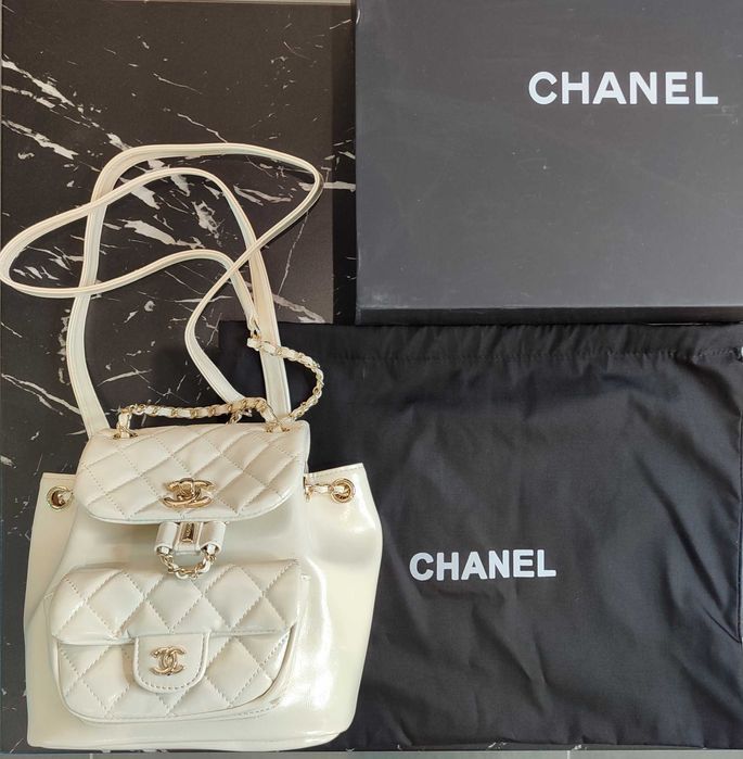 Сумка 22C Lambskin Quilted Small Duma Drawstring Backpack White