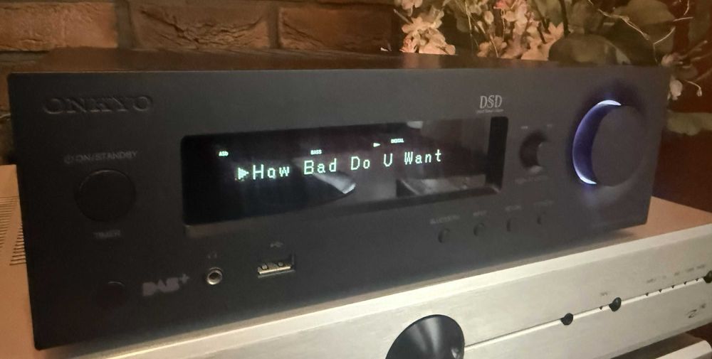 Onkyo R-N855 - sieciowy amplituner stereo