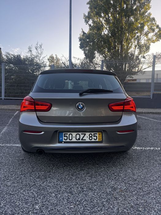 BMW  116d Sport line 2016 foto 5