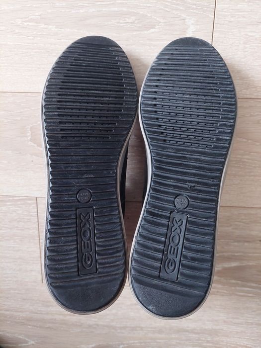 Демисезонные высокие кроссовки GEOX р.39