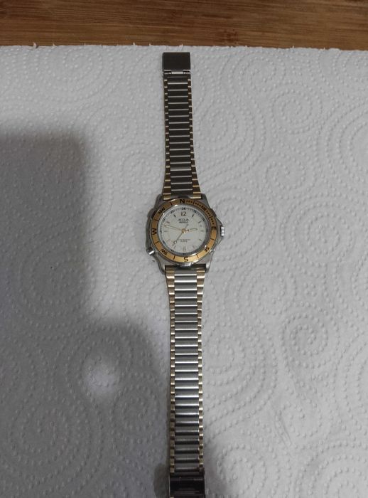 relogio em muito bom estado