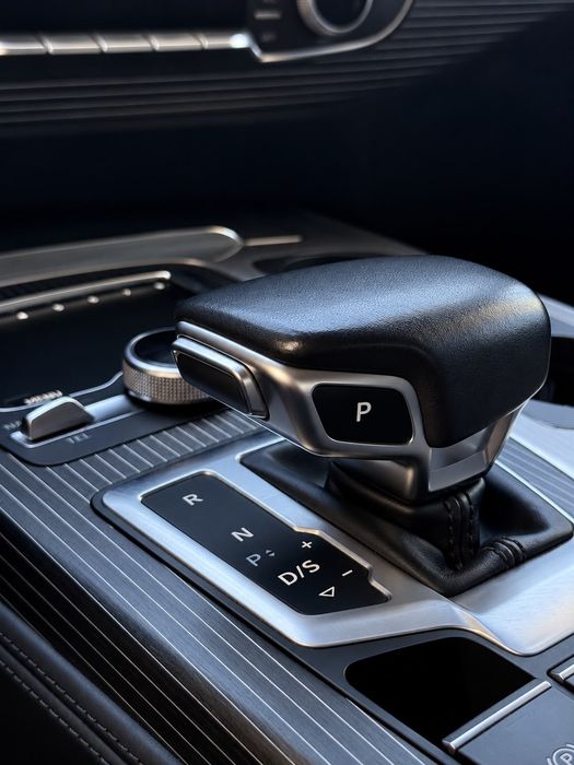 Audi Q7 etron Hybrid