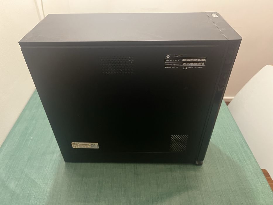 Caixa pc de escritório + fonte + leitor de discos
