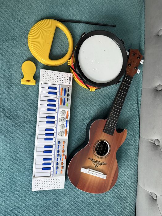 Zestaw grajacy muzyczny gitara ukulele keyboard