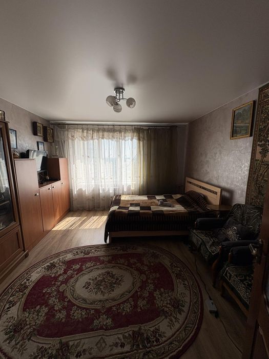 Продаж 2 кім квартири Симона Петлюри 36