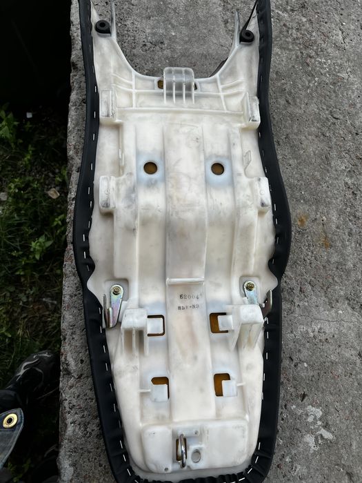 Сидіння HONDA CBR 600 F4I