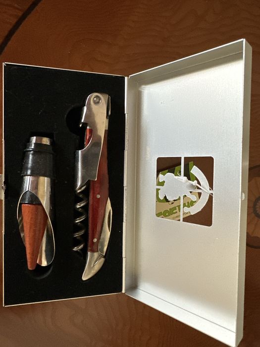 Портмоне и подарочные наборы